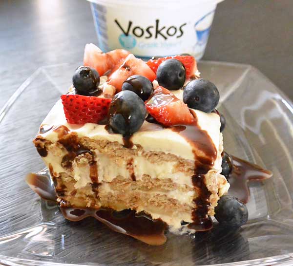 Banana Split No-Bake Cake | Voskos®