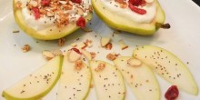 Pears with Vanilla Yogurt and Granola Recipe