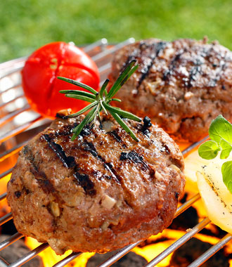 Pub Burgers with Blue Cheese-Yogurt Bacon Spread | Voskos®